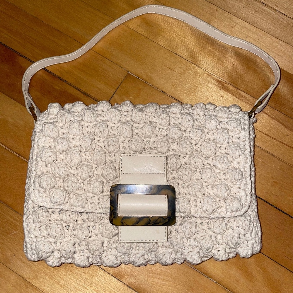 NO BOUNDARIES NWOT Crochet Woven Purse Clutch Bag Cream Tortoise Buckle Festival